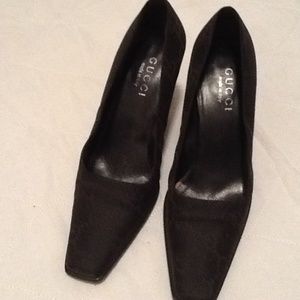 GUCCI Black Canvas Logo Pumps